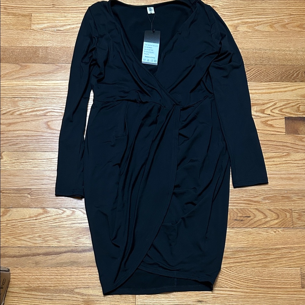 Chic Long Sleeve Black Dress